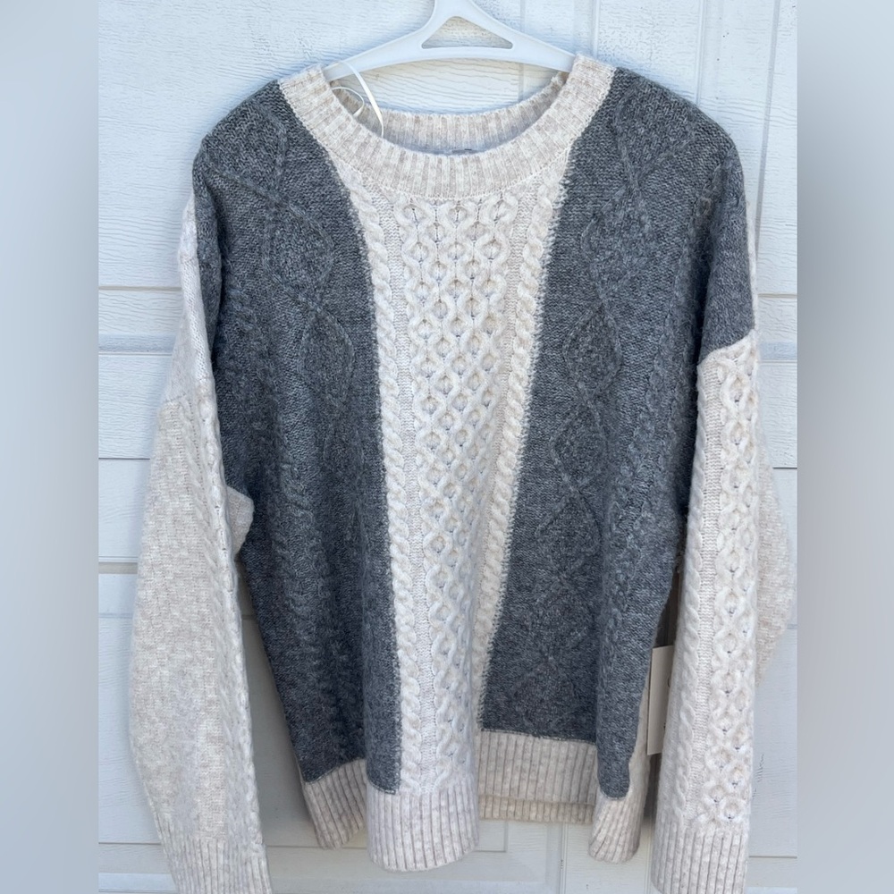 Women's Joie cable knit sweater grey/cream S